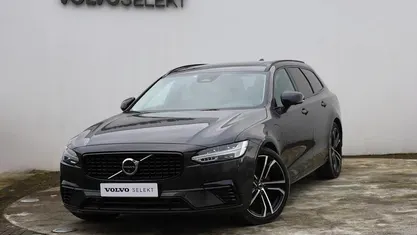 Usado Volvo V90 Plus 350 HP (257 kW) 2025 Carrinha