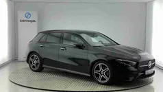 Preto Usado 2023 Mercedes A200 AMG line Sedan | € 35.990 (Preço justo)