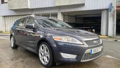 Usado Ford Mondeo Titanium 140 HP (102 kW) 2008 Cinzento Carrinha