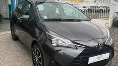 Cinzento Usado 2020 Toyota Yaris Comfort | € 15.990 (Preço justo)
