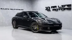 Cinzento Usado 2017 Porsche Panamera Sport Turismo Sedan | € 69.950 (Bom preço)