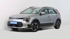 Cinzento Usado 2023 Kia e-Niro SUV | € 29.900 (Preço justo)