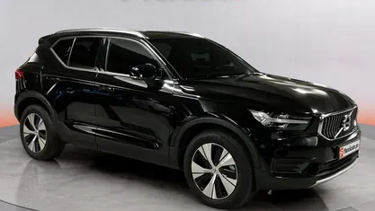 Usado 2021 Volvo XC40 Core SUV | € 25.490 (Super Preço)