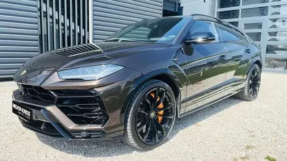 Usado 2018 Lamborghini Urus SUV | € 249.750