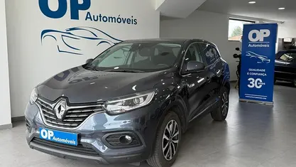 Usado Renault Kadjar Equilibre 140 HP (102 kW) 2022 Cinzento SUV