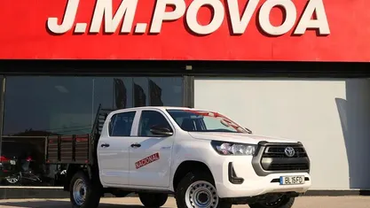 Branco Usado 2024 Toyota HiLux Pickup | € 39.990 (Preço justo)