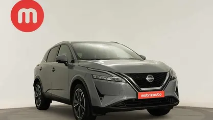 Cinzento Usado 2024 Nissan Qashqai Tekna SUV | € 28.999 (Preço justo)