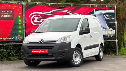 Branco Usado 2017 Citroën Berlingo Monovolume | € 9.950 (Preço justo)