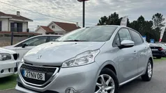Cinzento Usado 2013 Peugeot 208 Active Citadino | € 7.900 (Bom preço)