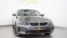 Cinza Usado 2019 BMW 320 Advantage Sedan | € 29.980 (Preço justo)