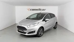 Cinza Usado 2015 Ford Fiesta Titanium Citadino | € 7.480 (Bom preço)
