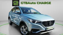 Azul Usado 2022 MG ZS Comfort Sedan | € 21.750 (Preço justo)