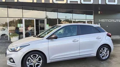 Usado Hyundai i20 Style 100 HP (73 kW) 2019 Cinza Citadino