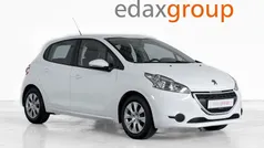 Branco Usado 2015 Peugeot 208 Citadino | € 5.490 (Super Preço)