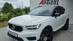 Branco Usado 2019 Volvo XC40 Momentum SUV | € 23.900 (Bom preço)