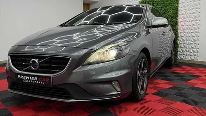 Usado 2015 Volvo V40 | € 11.990 (Preço justo)