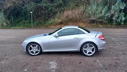 Cinzento Usado 2005 Mercedes SLK200 Cabrios | € 13.000 (Bom preço)