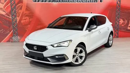 Usado Seat Leon FR 204 HP (150 kW) 2021 Branco