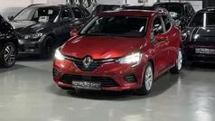 Vermelho Usado 2021 Renault Clio V Intens Citadino | € 13.990 (Preço justo)