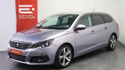Cinza Usado 2020 Peugeot 308 Style Carrinha | € 13.900 (Preço justo)