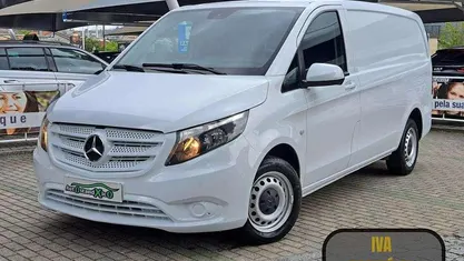 Usado Mercedes Vito 102 HP (75 kW) 2020 Van