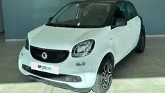 Branco Usado 2019 Smart ForFour Prime Sedan | € 12.500 (Preço justo)
