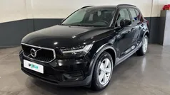 Preto Usado 2021 Volvo XC40 Momentum SUV | € 25.900 (Bom preço)