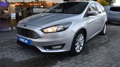 Cinza Usado 2015 Ford Focus Titanium Sedan | € 9.499 (Preço justo)