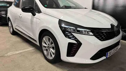 Usado 2023 Renault Clio V | € 17.300 (Preço justo)