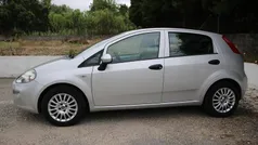 Cinza Usado 2016 Fiat Punto Easy Citadino | € 7.500 (Preço justo)