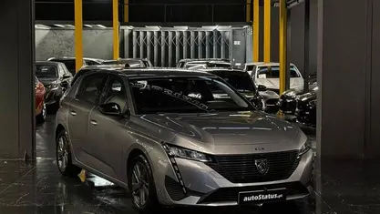 Usado Peugeot 308 Active 130 HP (95 kW) 2022 SUV