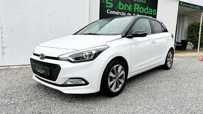 Usado 2017 Hyundai i20 | € 11.900 (Preço justo)