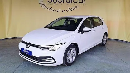 Usado VW Golf VIII Life 110 HP (80 kW) 2022 Branco