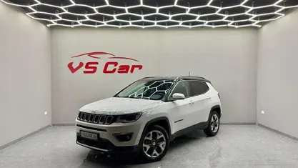 Usado Jeep Compass 120 HP (88 kW) 2018 Branco SUV