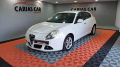 Branco Usado 2012 Alfa Romeo Giulietta Distinctive Citadino | € 8.990 (Preço justo)