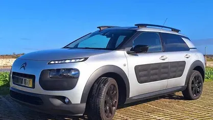 Usado 2015 Citroën C4 Cactus PureTech Citadino | € 9.990 (Preço justo)