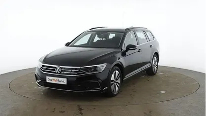 Preto Usado 2022 VW Passat GTE Carrinha | € 25.490 (Preço justo)