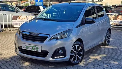 Usado Peugeot 108 Style 72 HP (52 kW) 2021 Cinza prata Citadino