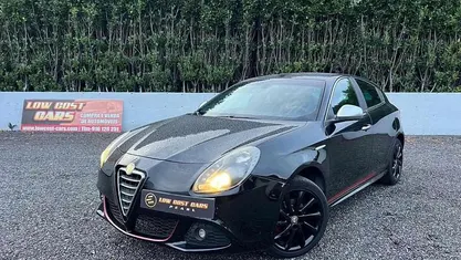 Usado Alfa Romeo Giulietta Distinctive 105 HP (77 kW) 2011 Preto