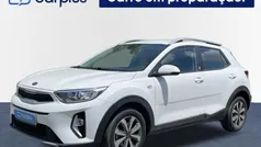 Branco Usado 2021 Kia Stonic SUV | € 16.000 (Preço justo)