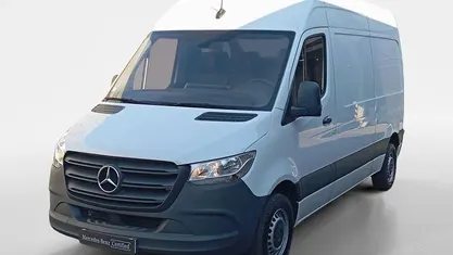 Branco Usado 2023 Mercedes Sprinter Van | € 37.500 (Bom preço)