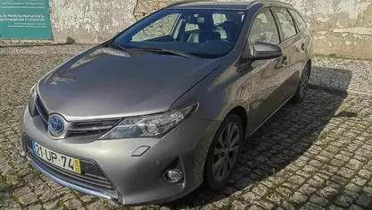 Cinzento Usado 2015 Toyota Auris Touring Sports Carrinha | € 9.850 (Super Preço)