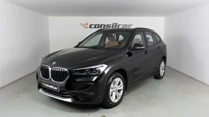 Usado BMW X1 Luxury Line 220 HP (161 kW) 2021 Preto SUV