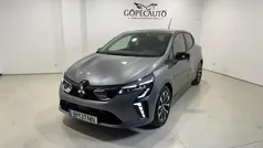 Cinzento Usado 2024 Mitsubishi Colt | € 17.490 (Preço justo)