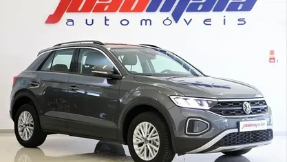 Cinzento Usado 2024 VW T-Roc SUV | € 22.500 (Preço justo)