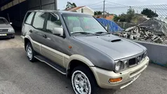 Cinza Usado 1996 Nissan Terrano SUV | € 7.500 (Bom preço)