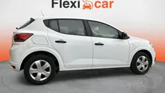 Cinzento Usado 2023 Dacia Sandero Essentiel Citadino | € 11.990