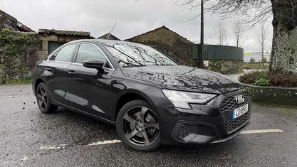 Usado Audi A3 115 HP (84 kW) 2021 Preto Sedan
