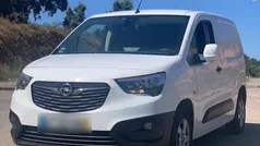Branco Usado 2019 Opel Combo Monovolume | € 14.000 (Preço justo)