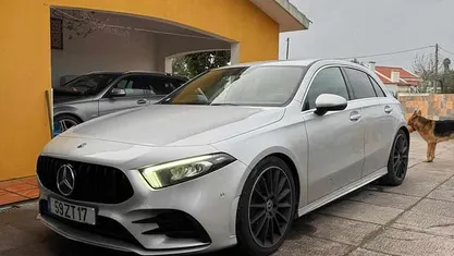 Cinzento Usado 2020 Mercedes A250 Citadino | € 28.000 (Preço justo)